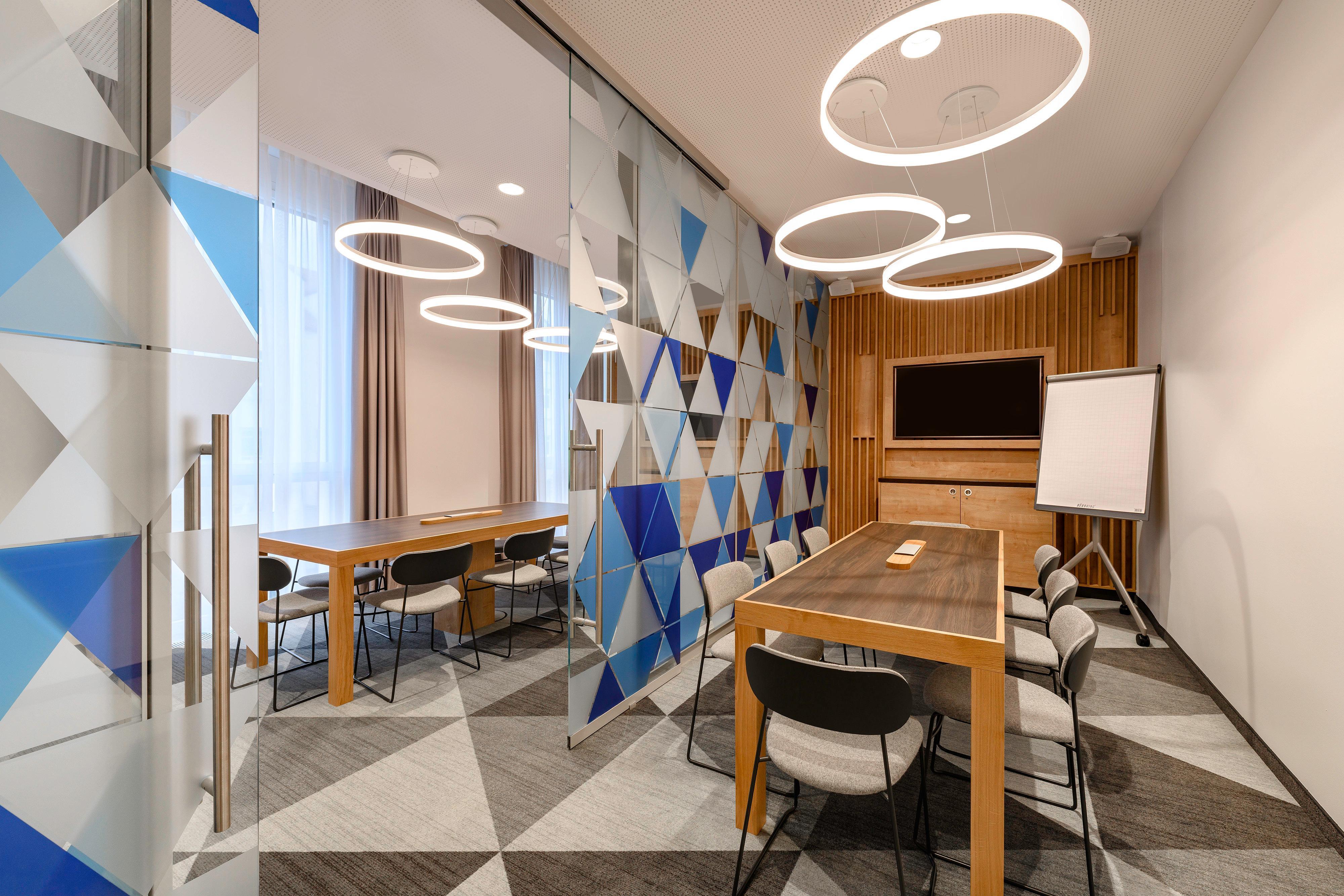 Holiday Inn Express - Regensburg By Ihg Exterior photo